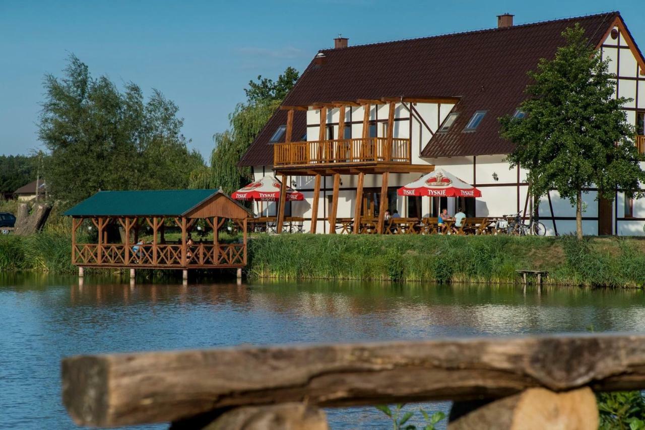 Restauracja Teo Hotel Cieszkow Exterior photo